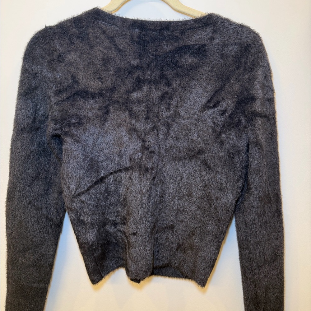 NWT Abercrombie and Fitch Black Soft V-Neck Fuzzy Cardigan Sweater - Picture 5 of 6